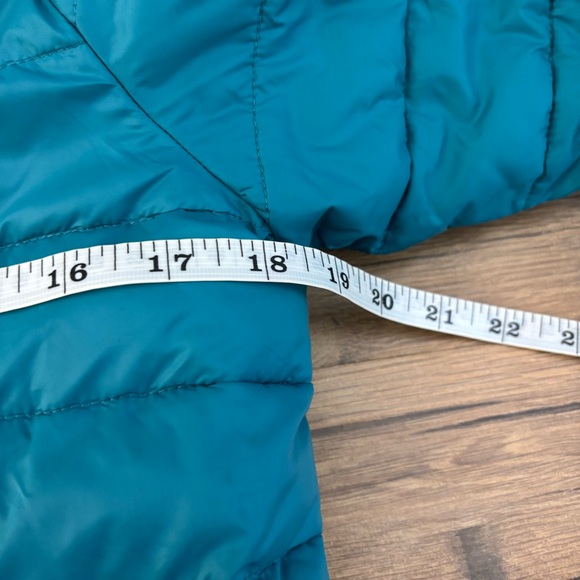 Lands’ End Featherless Reversible Fleece Lined Hooded Puffer Jacket Youth - Picture 8 of 9